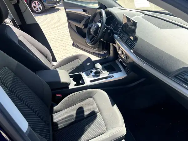 AUDI Q5 (22/28)