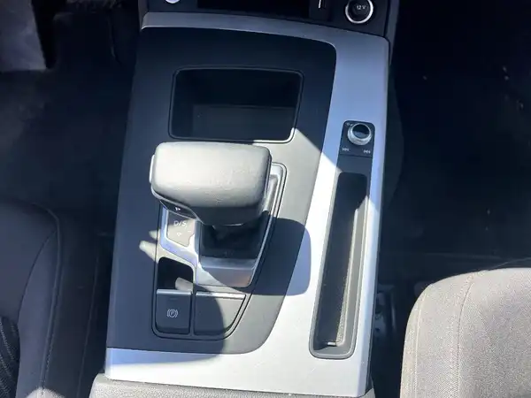 AUDI Q5 (23/28)