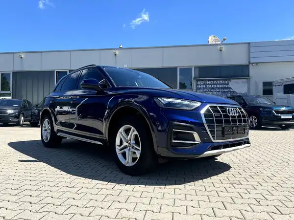 AUDI Q5 (5/28)