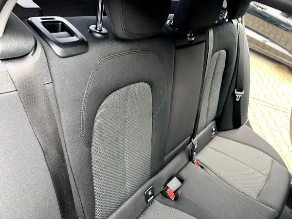 BMW 116 (17/28)