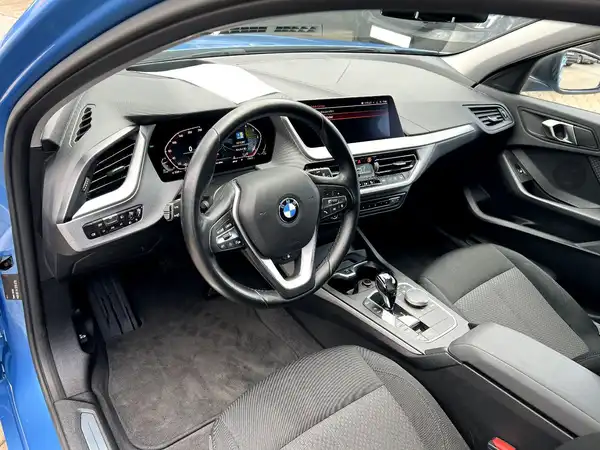 BMW 116 (9/28)
