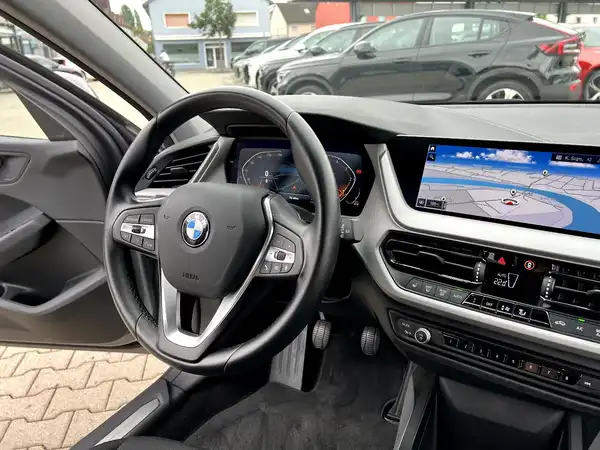 BMW 116 (26/27)