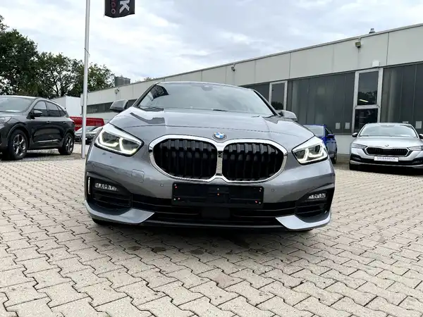BMW 116 (6/27)