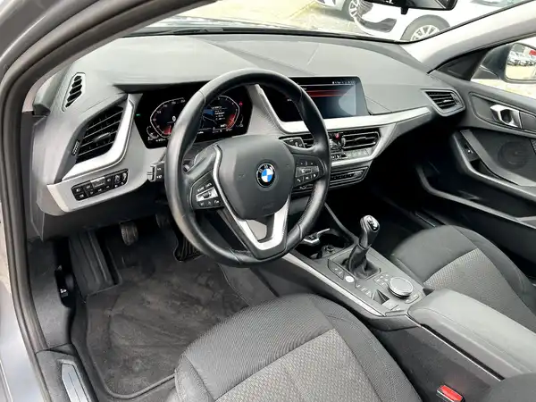BMW 116 (9/27)