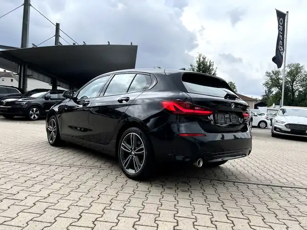 BMW 116 (2/27)