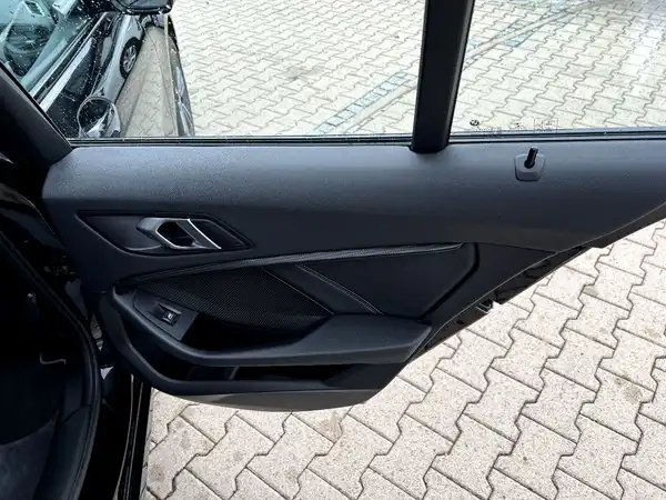 BMW 116 (14/27)