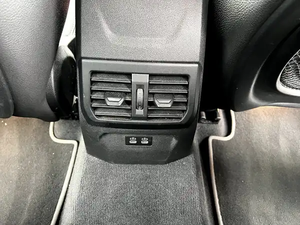 BMW 116 (17/27)