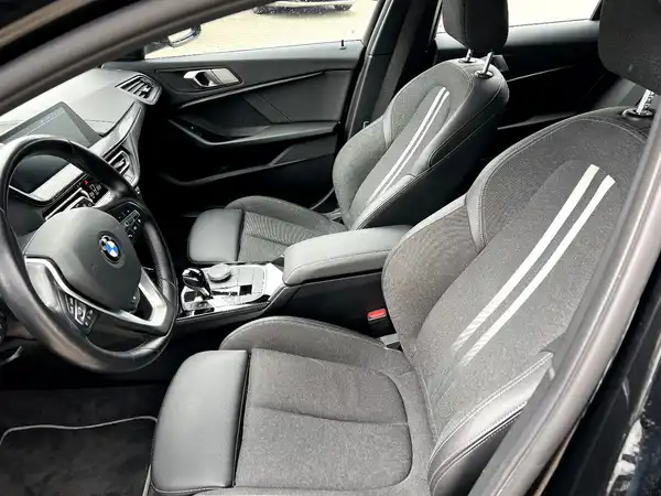 BMW 116 (8/27)
