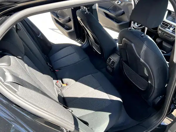 BMW 118 (15/28)