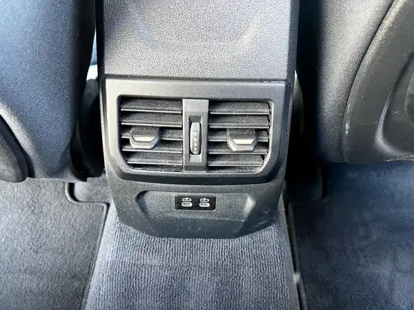 BMW 118 (17/28)