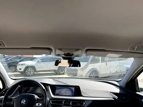 BMW 118 (19/28)