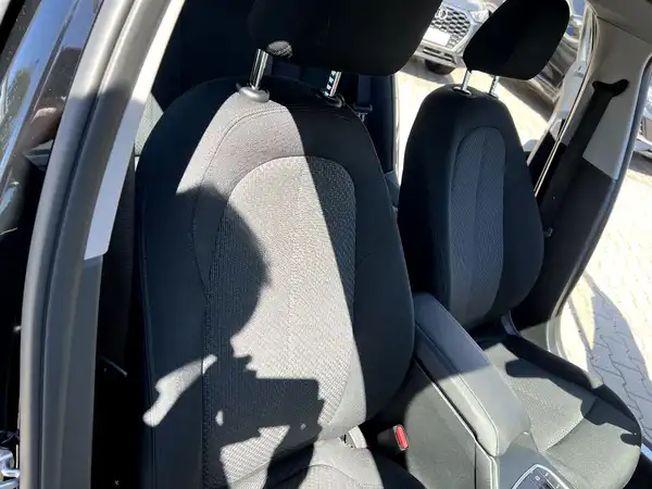 BMW 118 (22/28)