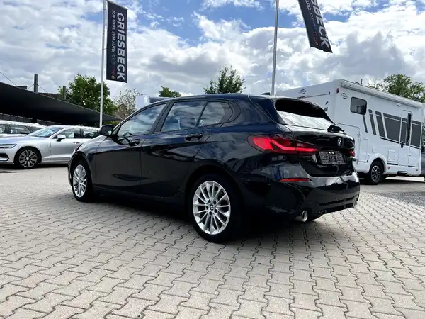 BMW 120 (2/27)