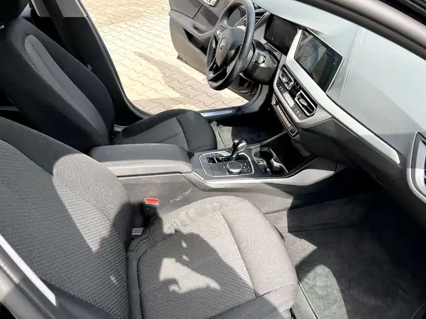 BMW 120 (21/27)