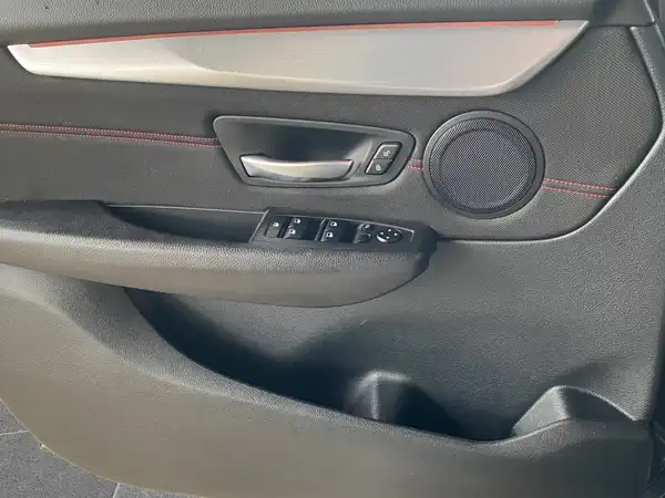 BMW 218 (17/22)