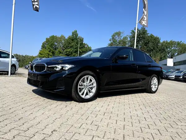 BMW 318 (1/27)
