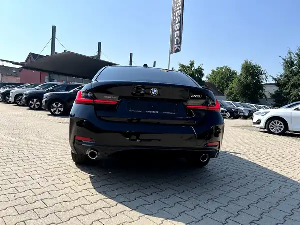 BMW 318 (2/27)