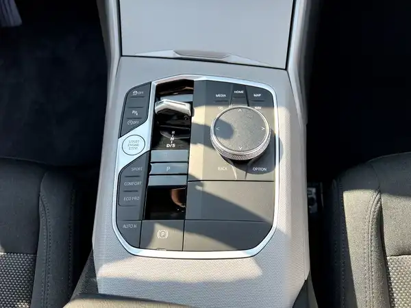 BMW 318 (23/27)