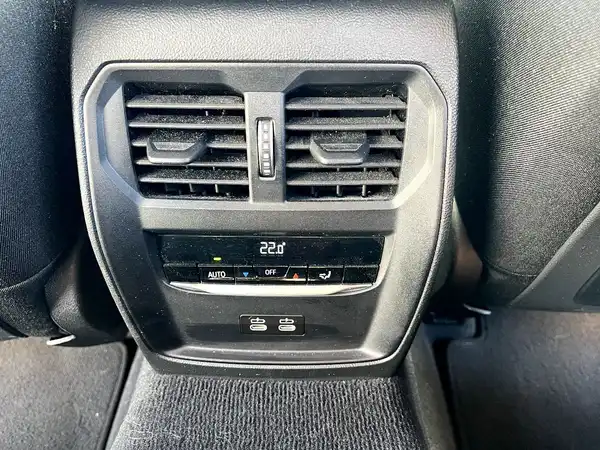 BMW 320 (19/29)