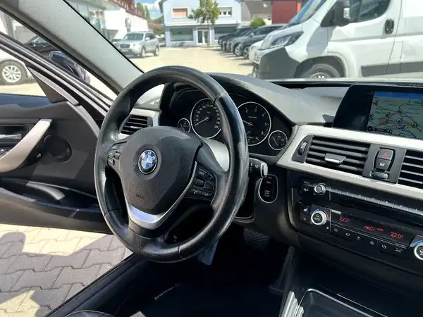 BMW 320 (26/27)