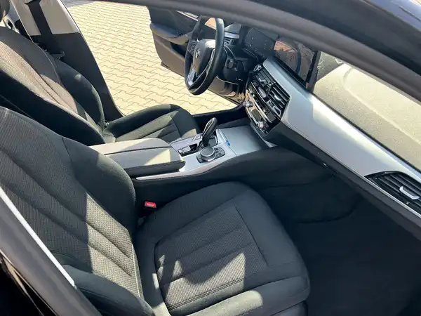 BMW 520 (24/29)