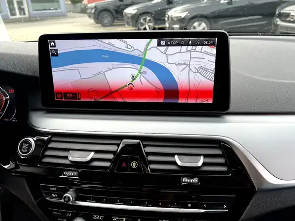 BMW 520 (27/28)