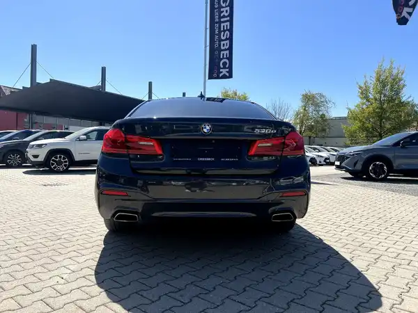BMW 530 (3/27)