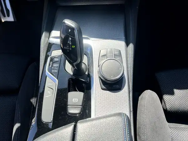 BMW 530 (23/27)