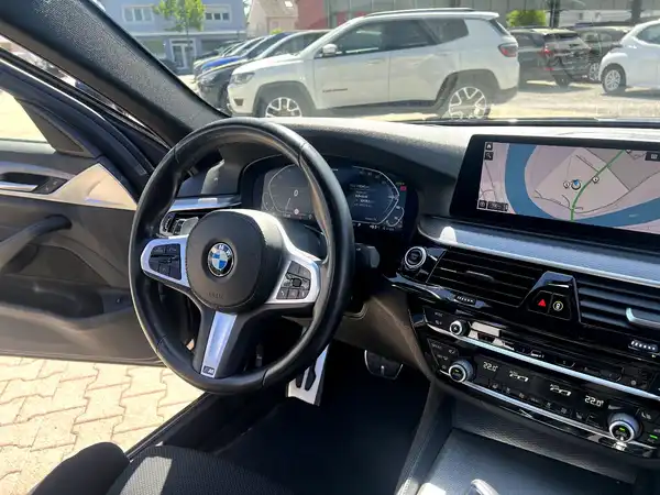 BMW 530 (26/27)