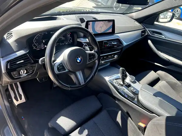 BMW 530 (9/27)