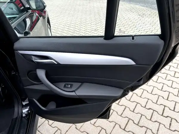 BMW X1 (15/28)