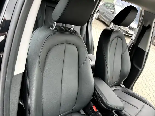 BMW X1 (23/28)