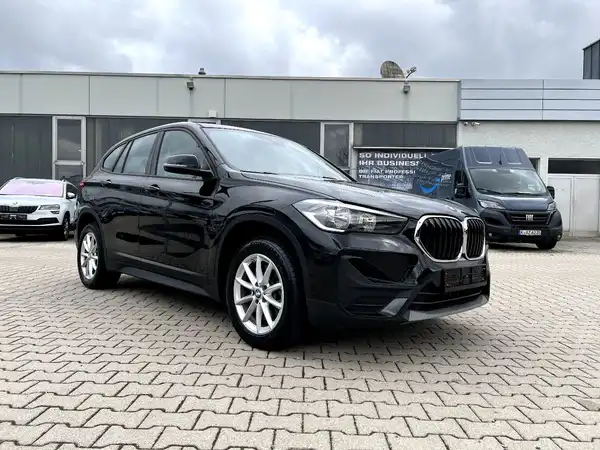 BMW X1 (5/28)