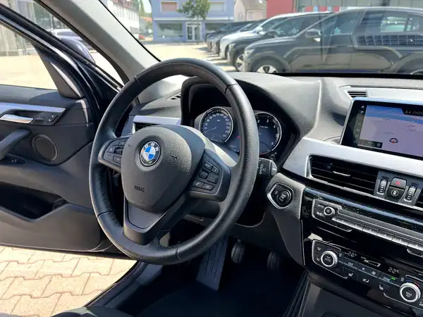 BMW X1 (28/29)