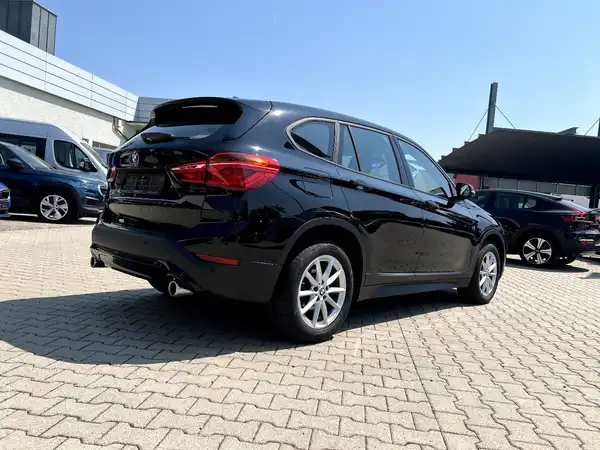 BMW X1 (4/29)