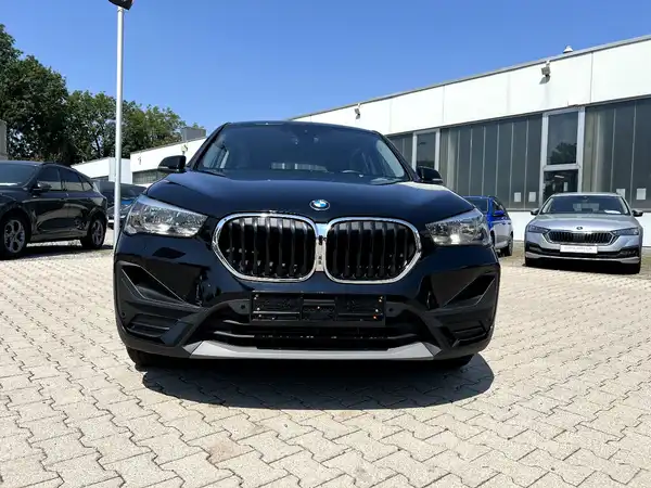 BMW X1 (6/29)