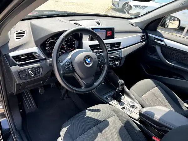 BMW X1 (10/29)