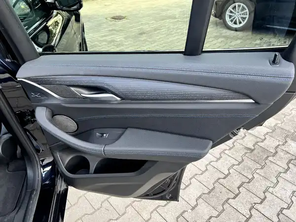 BMW X3 (15/28)