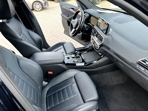 BMW X3 (22/28)