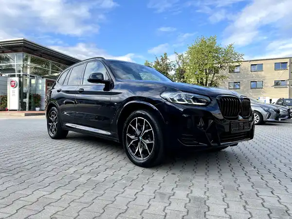 BMW X3 (6/28)
