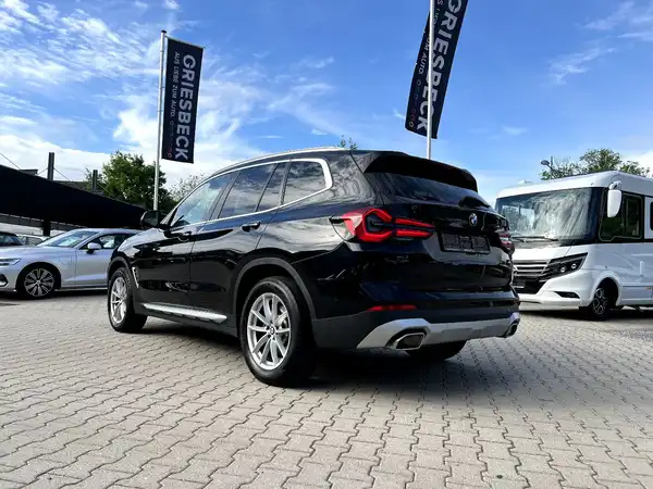 BMW X3 (2/28)