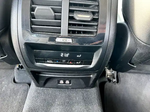 BMW X3 (18/28)