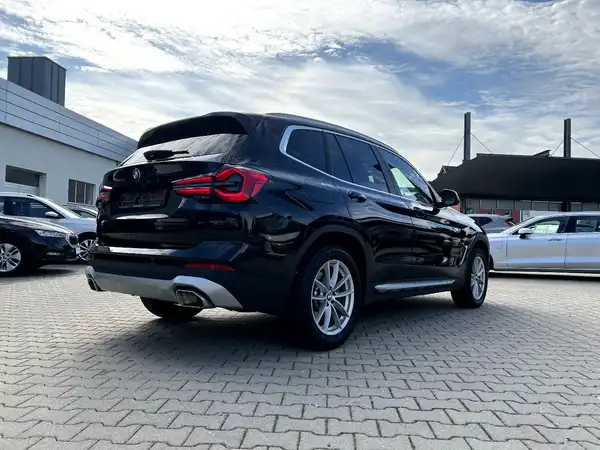 BMW X3 (4/28)