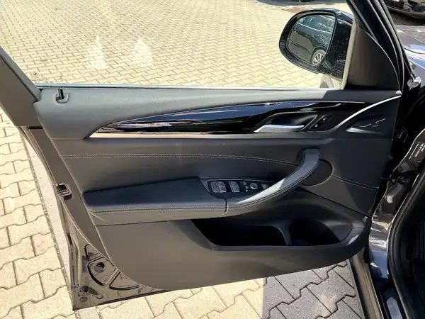 BMW X3 (11/28)
