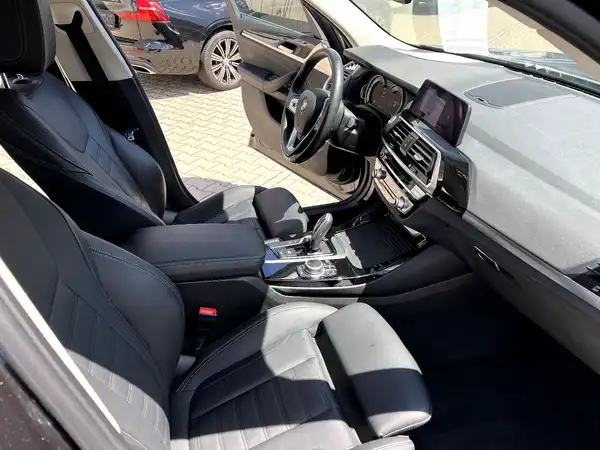 BMW X3 (22/28)