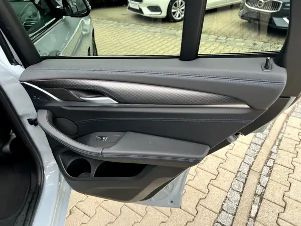 BMW X3 (15/29)