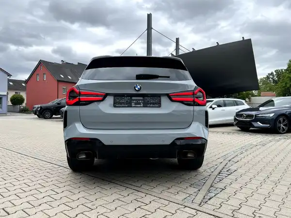 BMW X3 (3/29)