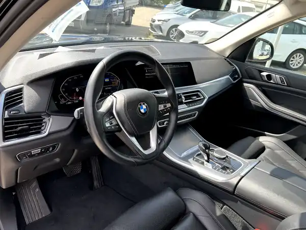BMW X5 (11/29)