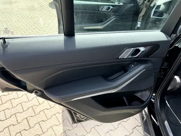 BMW X5 (13/29)