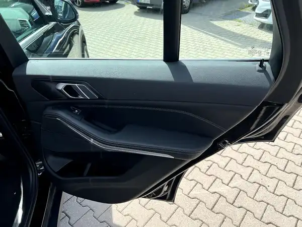 BMW X5 (16/29)